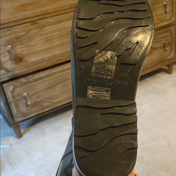 Michael Kors rain boots 9 - Picture 3 of 5